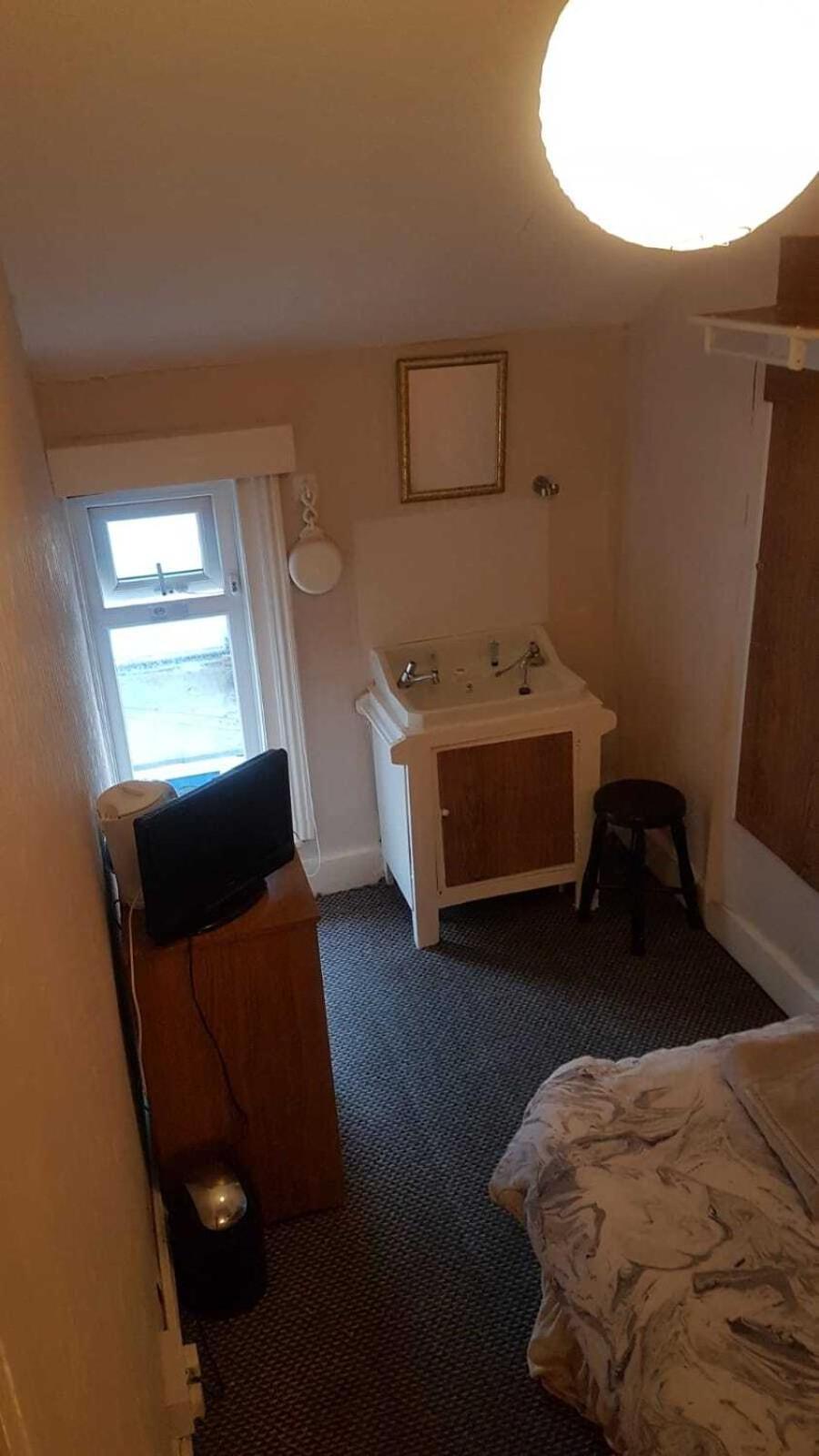 Westbourne House Bed & Breakfast 3*