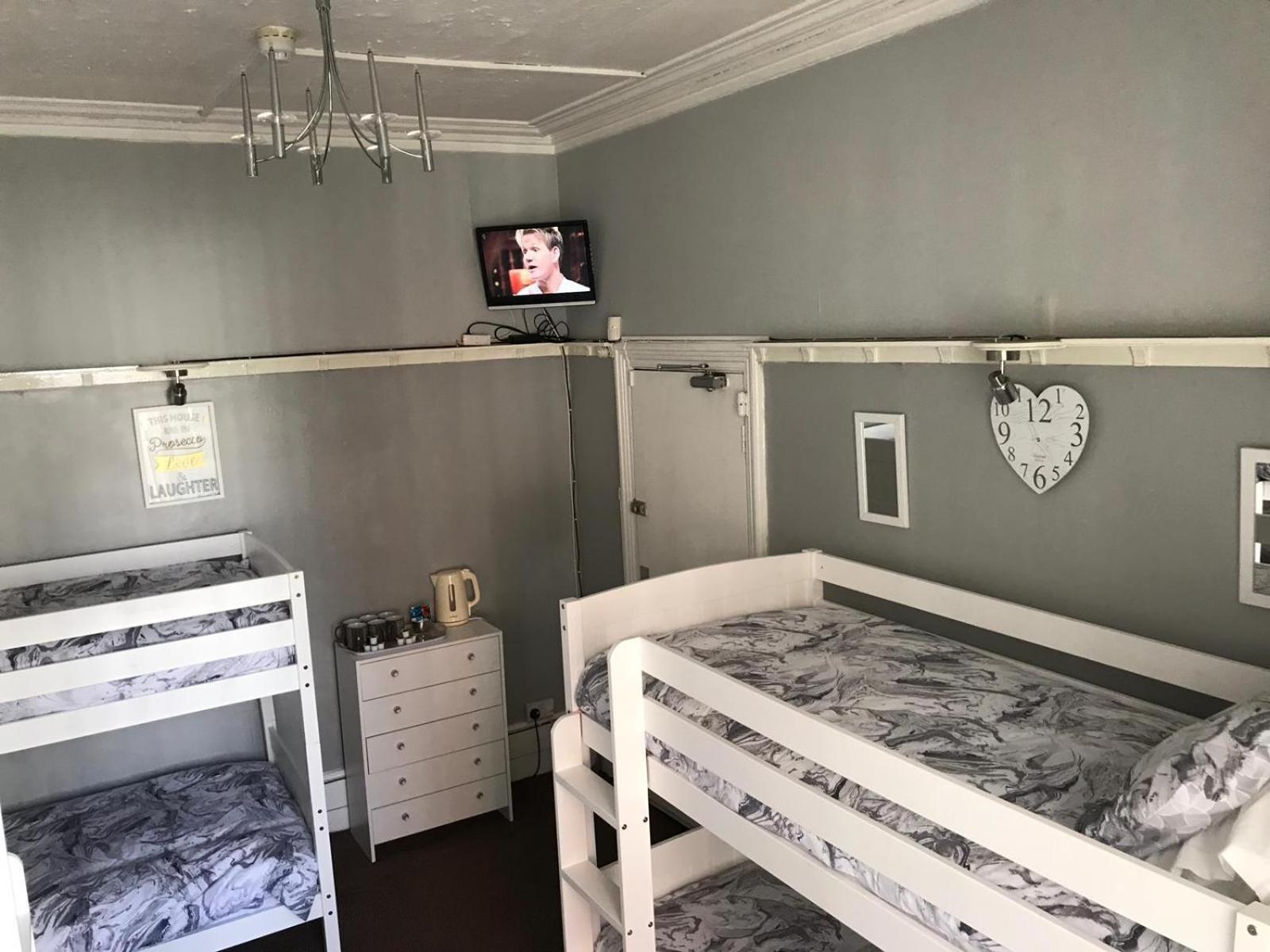 Westbourne House 3* Blackpool