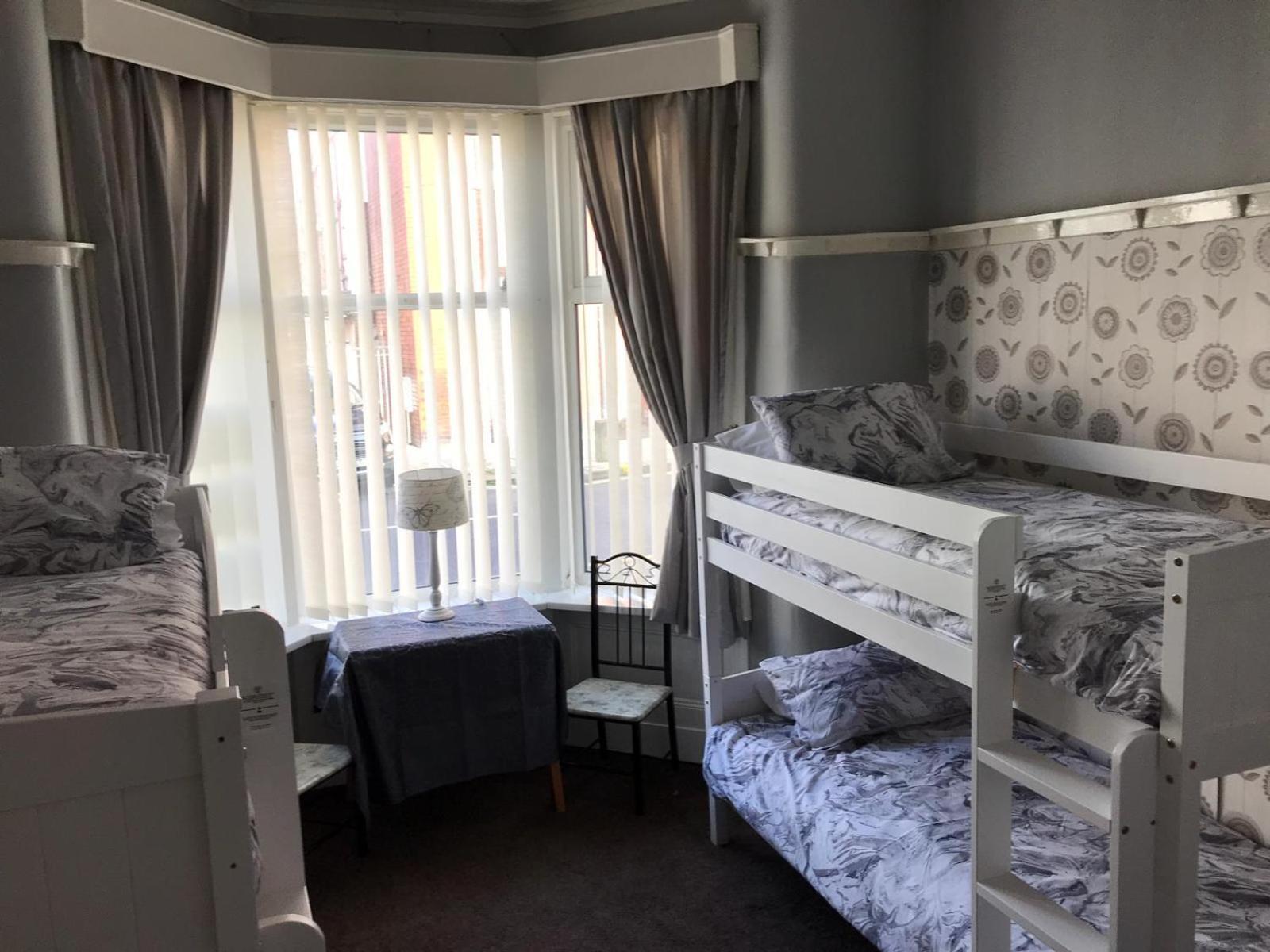 Bed & Breakfast Westbourne House 3*