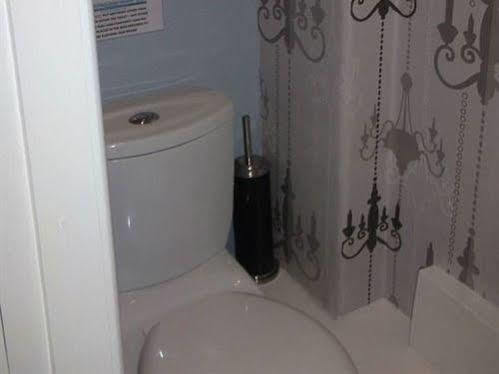Westbourne House Bed & Breakfast 3*